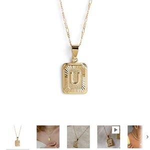 Gold letter pendant “W” Bracha